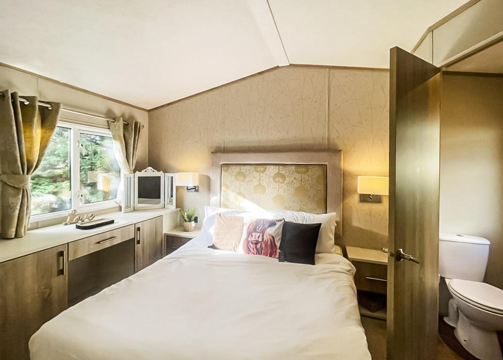 Hotel Percy Wood Country Park Swarland Zimmer foto